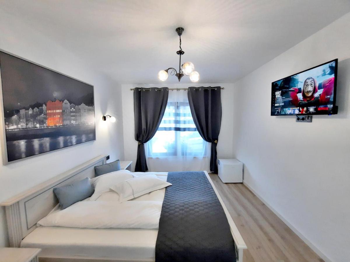 Casa Mora Hotell Deva Eksteriør bilde