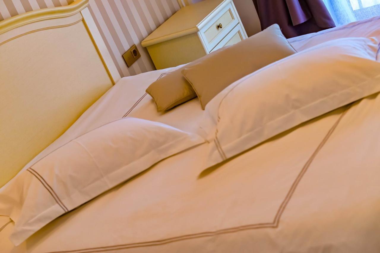 Casa Mora Hotell Deva Eksteriør bilde